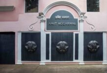 Amit Aggarwal Opens New Flagship Store in Kala Ghoda, Mumbai